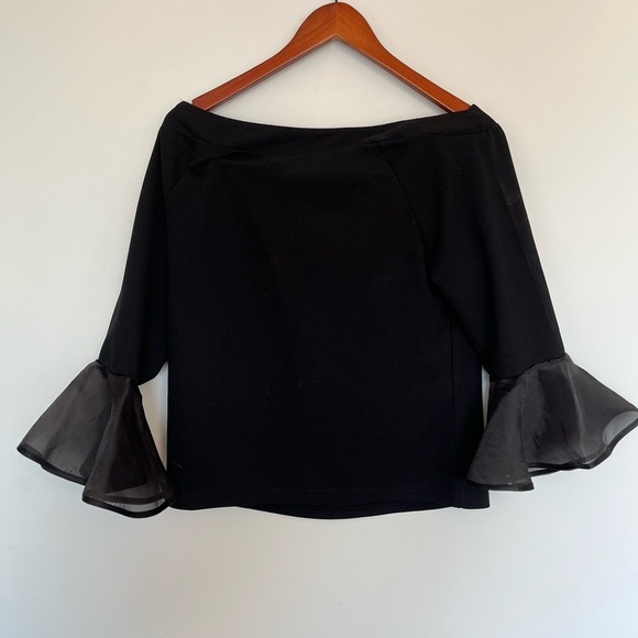 FREE with any purchase- Black off the shoulder Sheer Flare Sleeves SZ M - Picture 3 of 6